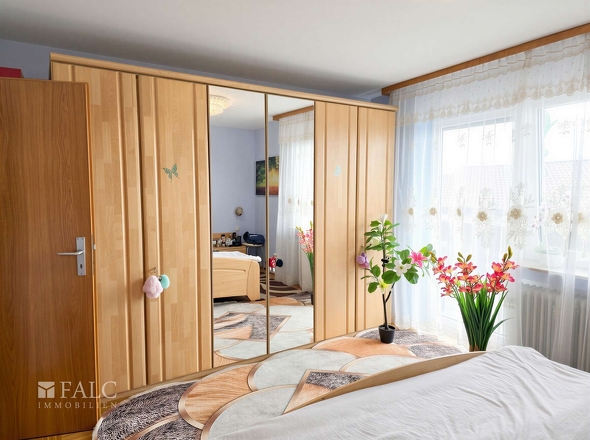 Schlafzimmer EG