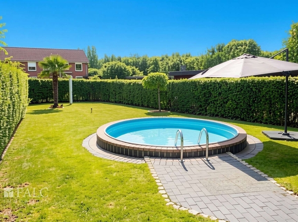 Pool - (KI generiert)