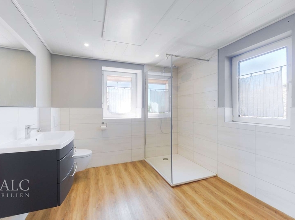 Badezimmer OG
