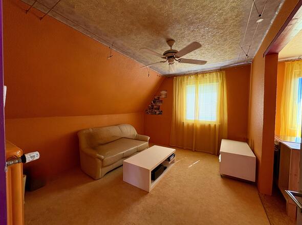 Schlafzimmer DG