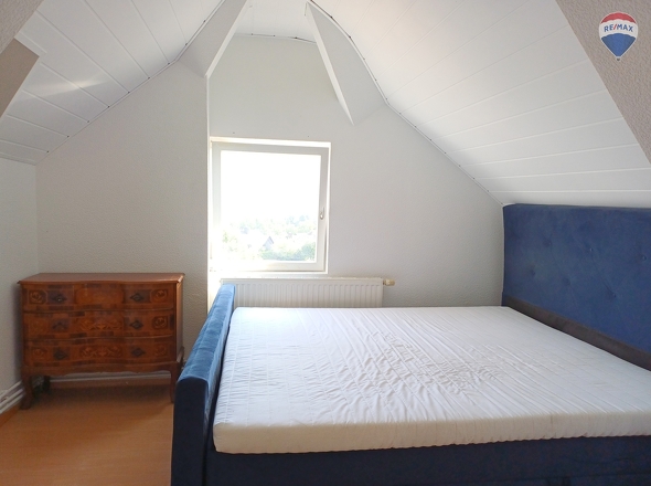 Schlafzimmer 01