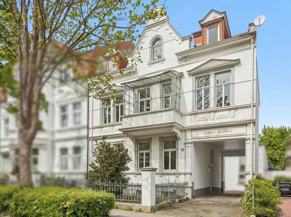 Straßenansicht