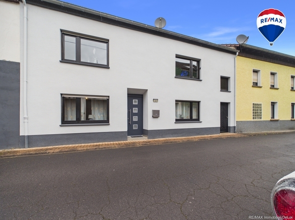 RE/MAX Immobilien DeLux Haus in Saarhölzbach zu verkaufen 