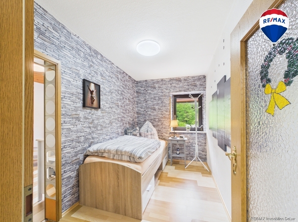 RE/MAX Immobilien DeLux Haus in Saarhölzbach zu verkaufen 