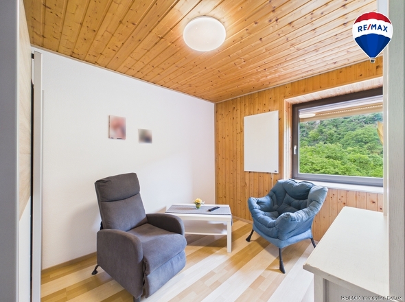 RE/MAX Immobilien DeLux Haus in Saarhölzbach zu verkaufen 