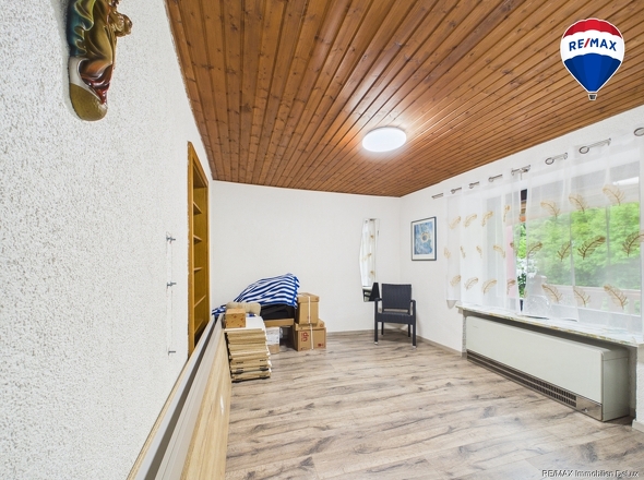 RE/MAX Immobilien DeLux Haus in Saarhölzbach zu verkaufen 