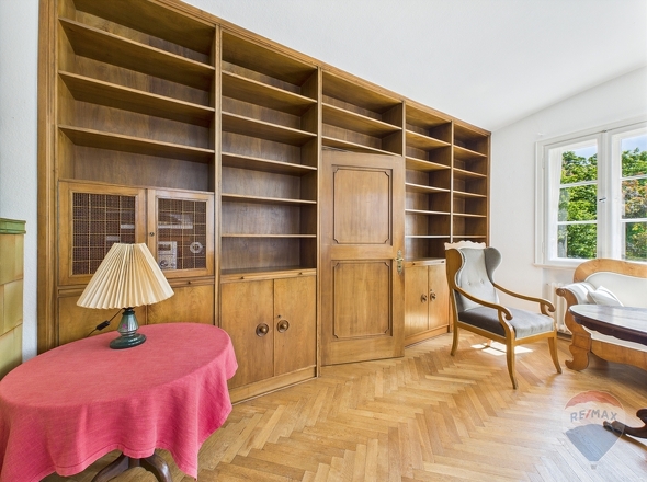 Großes Wohnzimmer