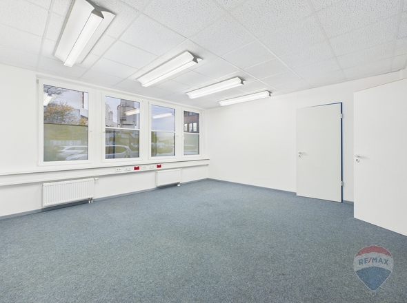 Büro 1