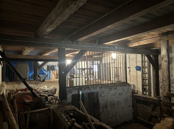 Die Stallungen