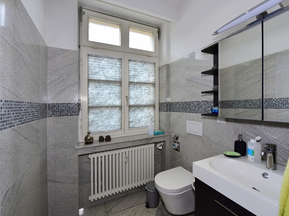 Badezimmer 2