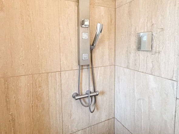 Dusche EG
