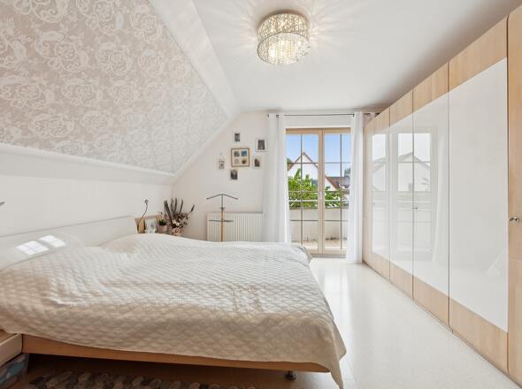 Schlafzimmer DG