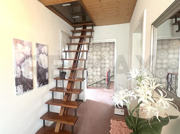 Treppe ins DG
