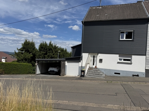 Vordere Ansicht