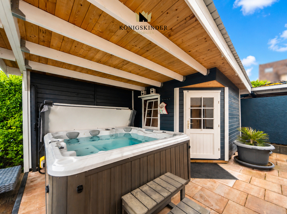 Whirlpool und Sauna