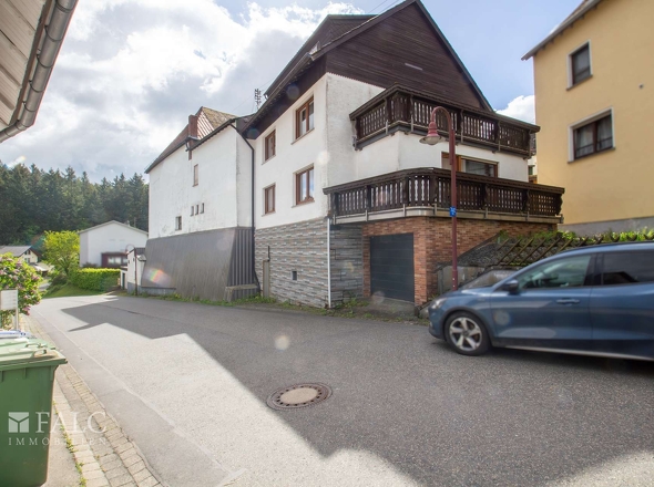 Straßenansicht