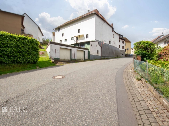 Straßenansicht
