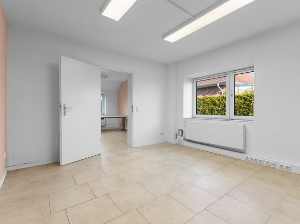 Büro 1