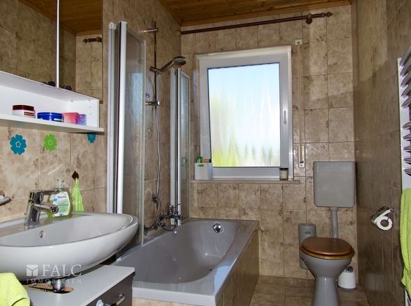 OG: Badezimmer