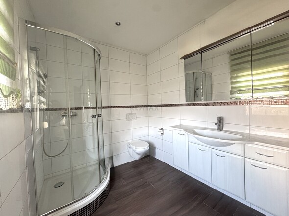 Badezimmer EG