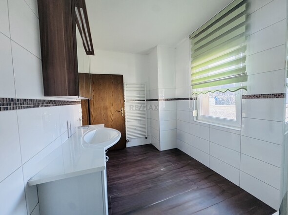 Badezimmer EG