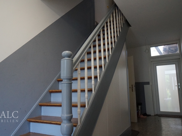 Treppe zum OG