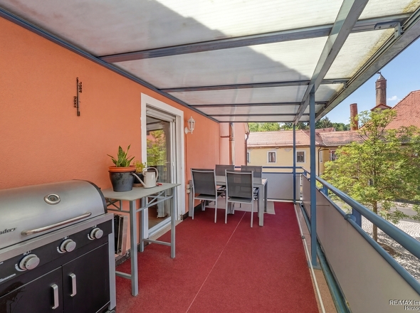 Balkon OG