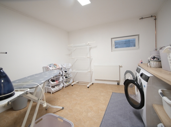 Bügel-Wasch-Zimmer