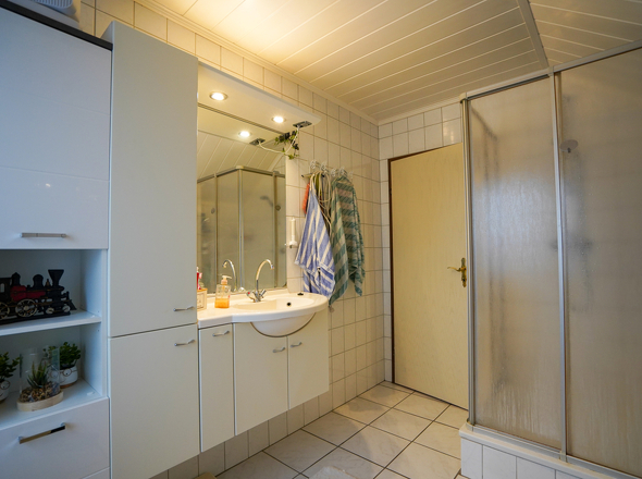 Badezimmer DG