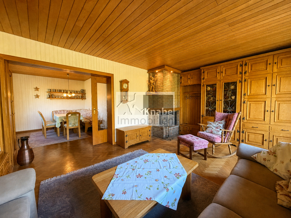Großzügiges Wohn- und Esszimmer