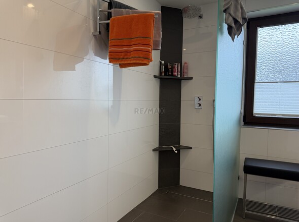 Dusche 1. OG