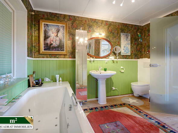 Vollbad en Suite im Dachgeschoss