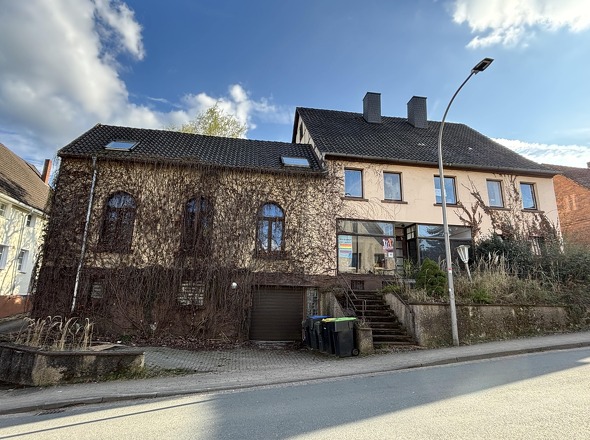 Straßenansicht