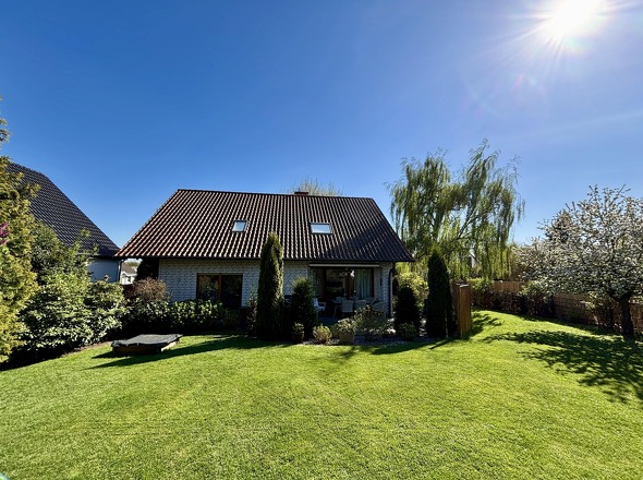 Haus1