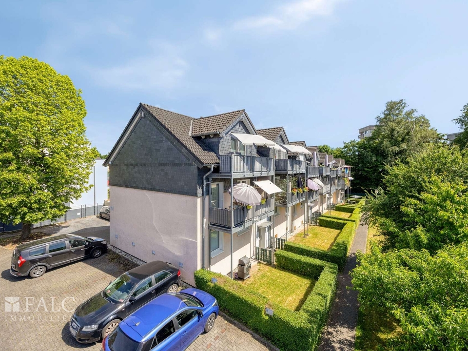 Giebelseite West_Zugang Haus 16-20a