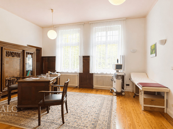 Behandlungszimmer 1