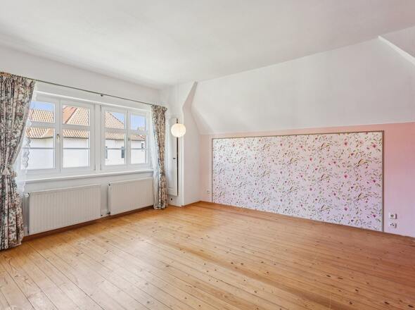 Schlafzimmer DG