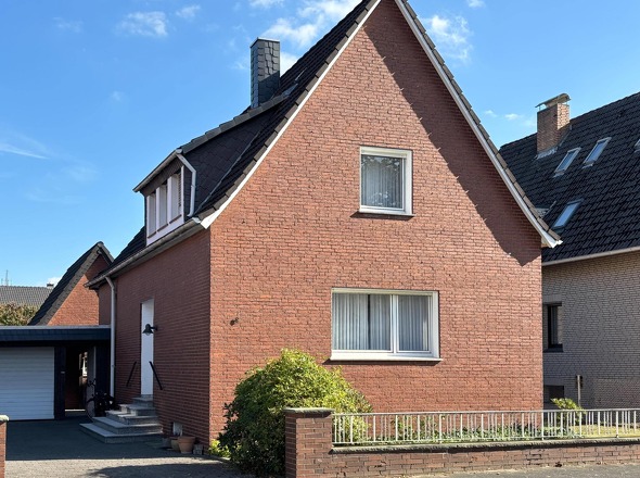 Straßenansicht