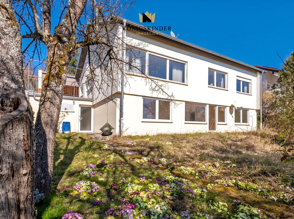 Haus Ansicht - Wohnung im 1. OG & DG