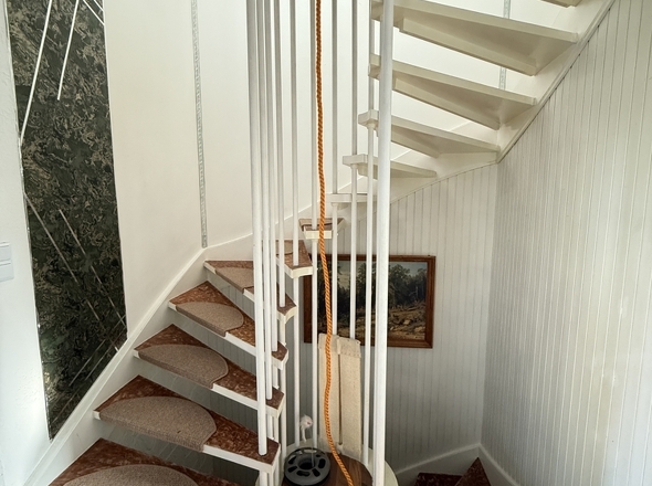 Treppe zum Obergeschoss