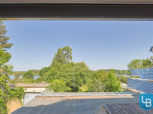 ...mit Ausblick im EG