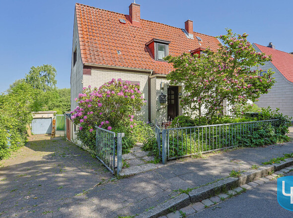 Hausansicht von der Straße