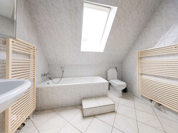 Badezimmer DG