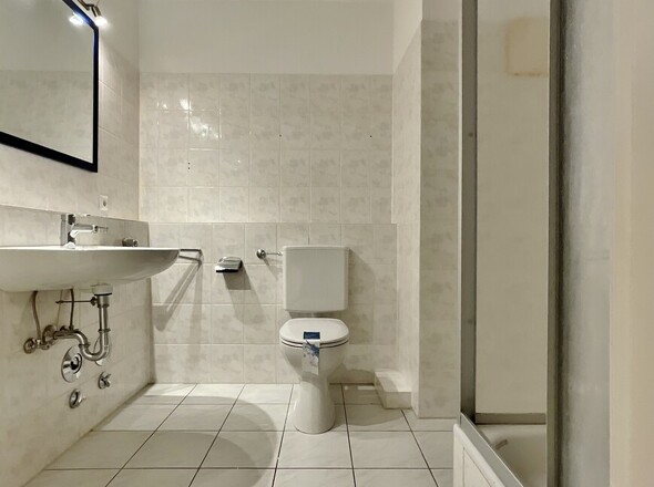 Badezimmer im DG