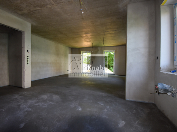 Blick in den großzügigen Wohnraum