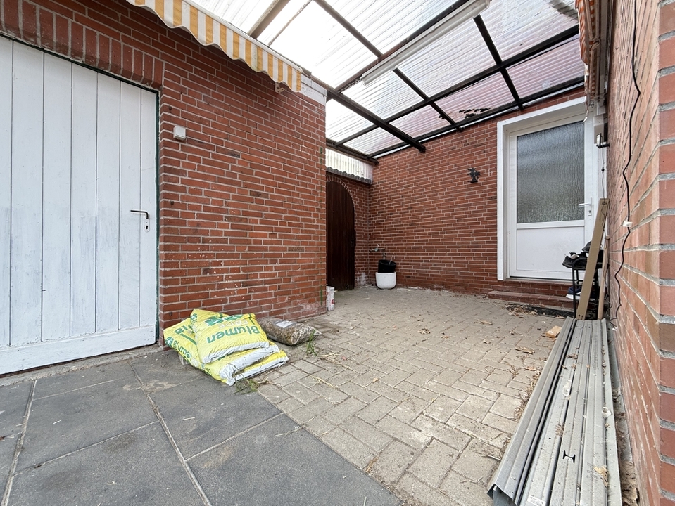 überdachte Terrasse