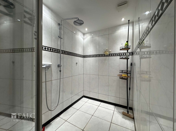 Dusche