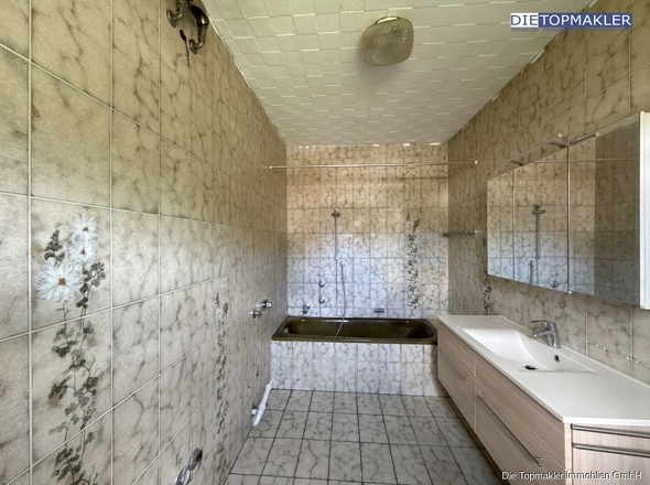 Original_Wohnung Nr.3_Badezimmer