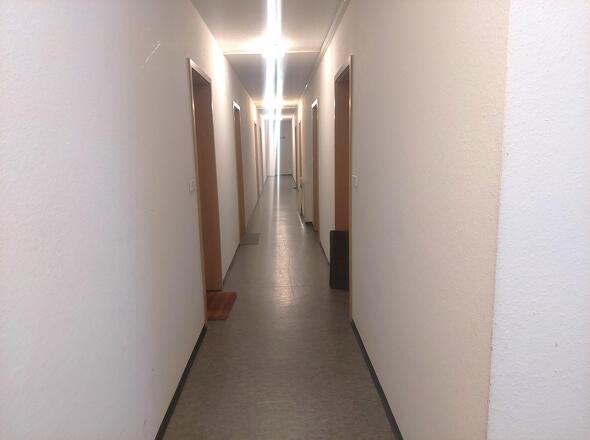 Gang zu den einzelnen Wohnungen