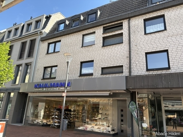 Straßenfront